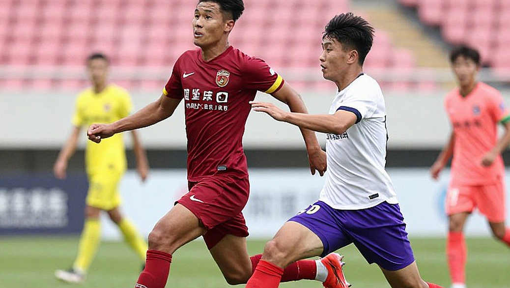 Khoảng trống dữ liệu của V.League: Khi bóng đá Việt Nam phân tích bằng cảm giác
