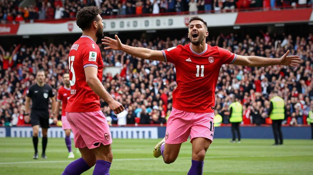 Bayern Munich và Givairo Read: Hình học của một thương vụ bị khóa
