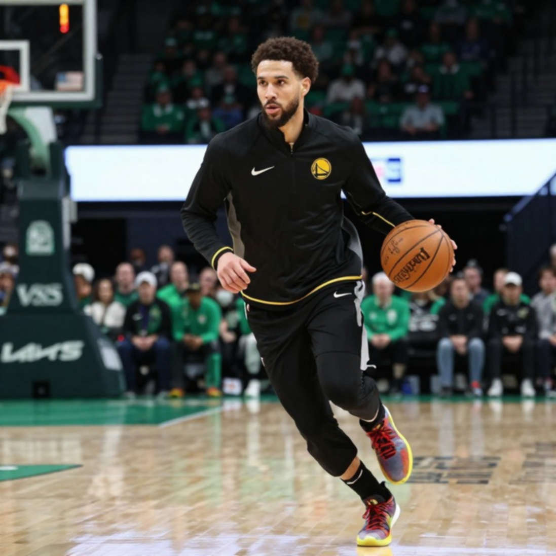 Tyler Dorsey và đêm 1/7: Khi Olympiacos thắng 20 điểm mà ngôi sao chỉ ghi 4