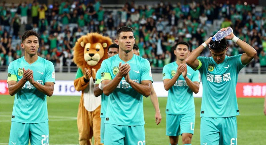 Hat-trick của Tagueu và lỗ hổng phòng ngự SHB Đà Nẵng: Đọc lại trận thua 1-5 tại Chi Lăng