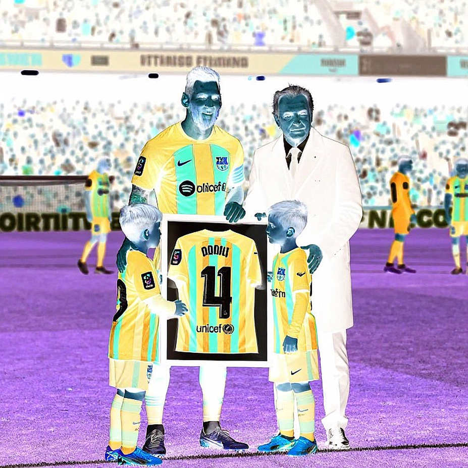 Mourinho giơ ảnh và hai chiếc thẻ đỏ bị bỏ quên: Real Madrid kém Barcelona 6 điểm sau 7 vòng La Liga