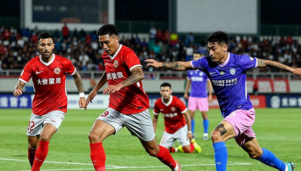 Thể Công Viettel thua Persib 0-1 tại Cúp C2 châu Á: Hai khoảnh khắc, một khoảng trống dữ liệu