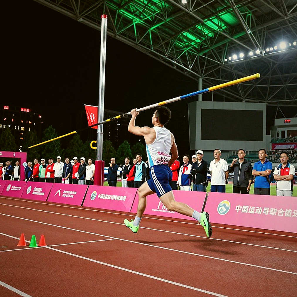 The Breath at the Final 300 Metres and the Annual Season's Scouting Equation The Breath at the Final 300 Metres and the Annual Season's Scouting Equation