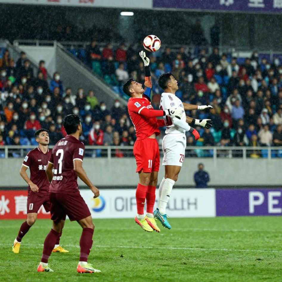 Hưng Yên bất bại ở Giải hạng nhất: bảy điểm và vết nứt dưới lớp hào quang