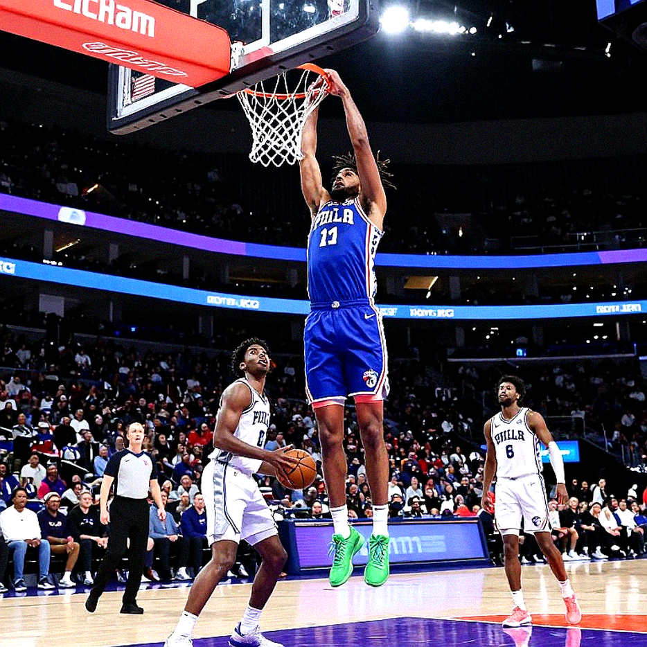 Tony Parker và bản hợp đồng hoàng gia bị xé bỏ: Câu chuyện Sylvain Francisco qua lăng kính dữ liệu Tony Parker và bản hợp đồng hoàng gia bị xé bỏ: Câu chuyện Sylvain Francisco qua lăng kính dữ liệu