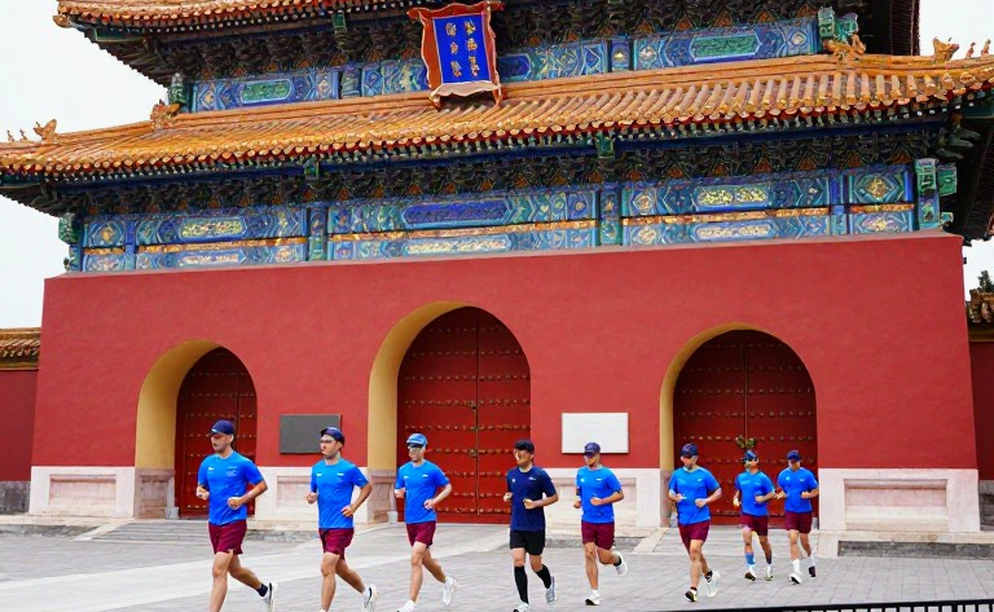 V.League Sau Nguyễn Xuân Son: Chu Kỳ Định Giá Lại Thị Trường Chuyển Nhượng Nội Địa