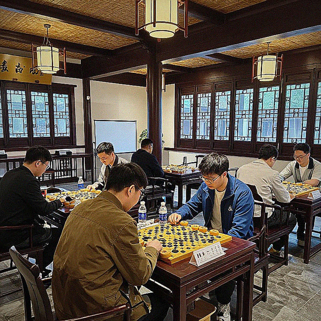 Giải Cờ Vua Global Chess League 2026: Carlsen Trở Lại Bảo Vệ Ngôi Vương Giữa Làn Sóng Ngôi Sao Ấn Độ