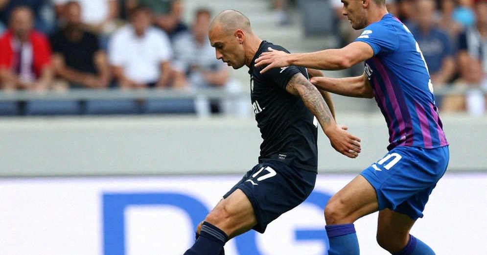 Những bàn tay chạm mặt ở Việt Trì: Giải mã chức vô địch AFF Cup 2026 của tuyển Việt Nam Những bàn tay chạm mặt ở Việt Trì: Giải mã chức vô địch AFF Cup 2026 của tuyển Việt Nam