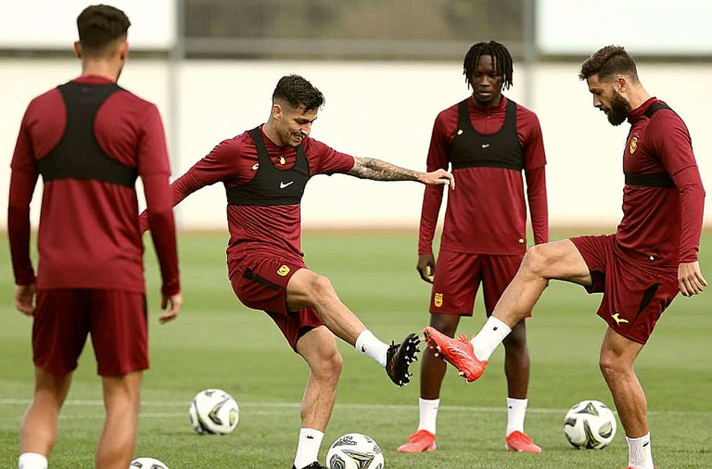Quota đối tác và điều khoản mua lại: Giải mã đường đi của cầu thủ Việt Nam sang J.League
