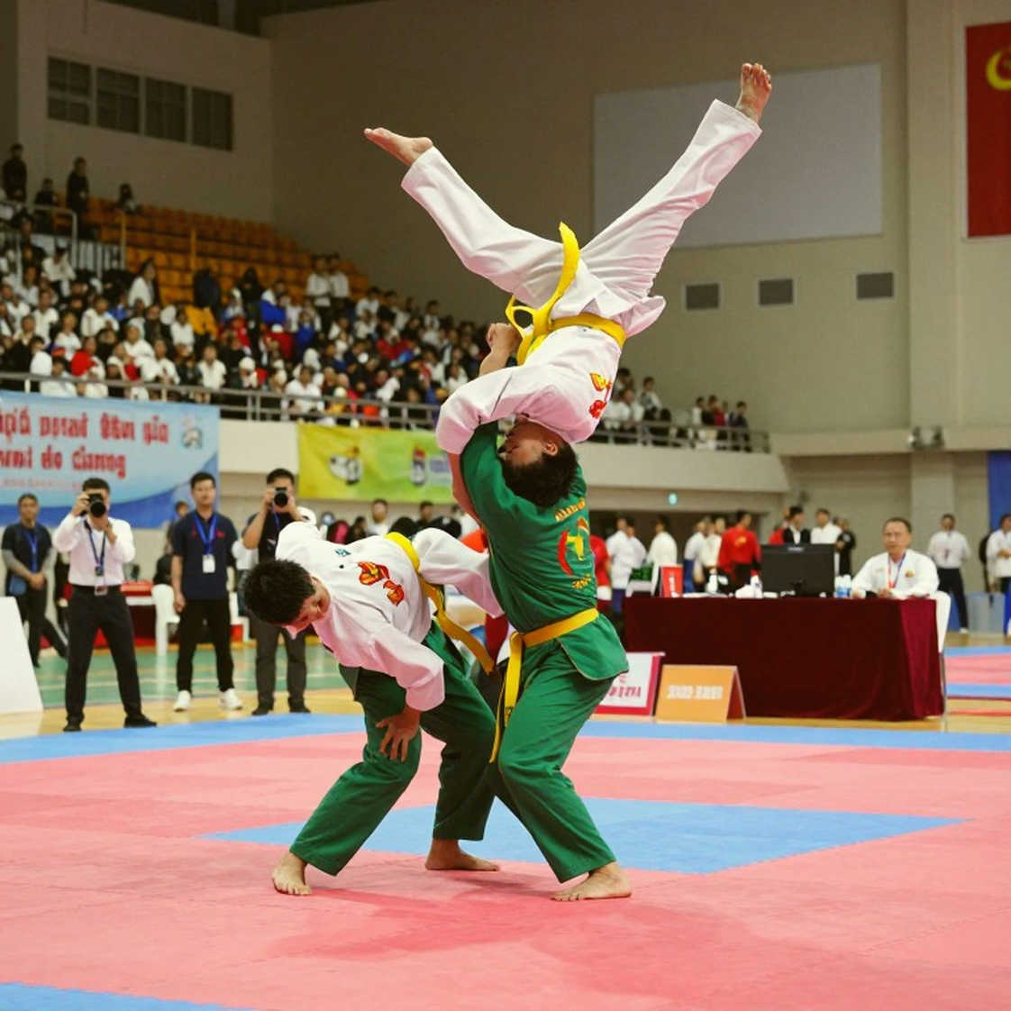 Phân Tích Chuyên Sâu Võ Thuật: Khi Dữ Liệu Đầu Vào Rỗng Và Hệ Quả Phân Tích