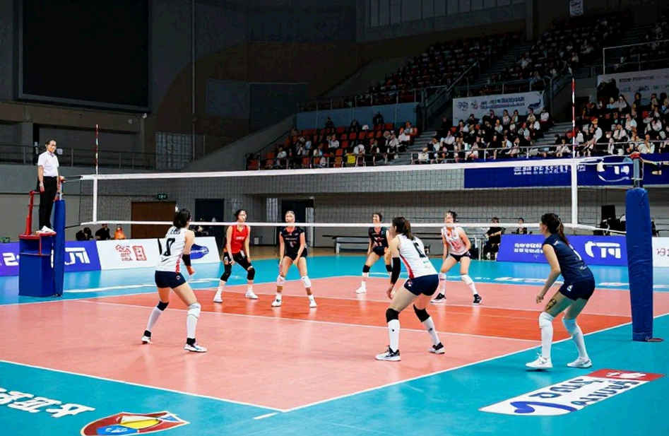 Power 10 tuần 3 của bóng chuyền nữ NCAA: Tennessee vào, Penn State ra, và ba khoảng trống dữ liệu bị bỏ quên