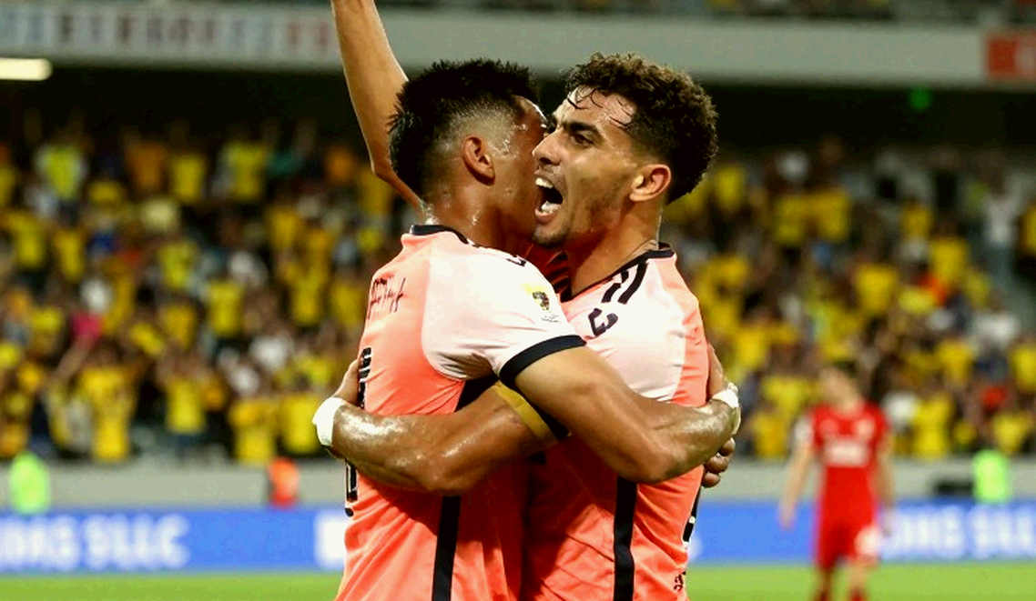 Đọc V.League bằng bản đồ không gian: Nghệ thuật chọn nơi để ngã của hàng thủ Việt Nam