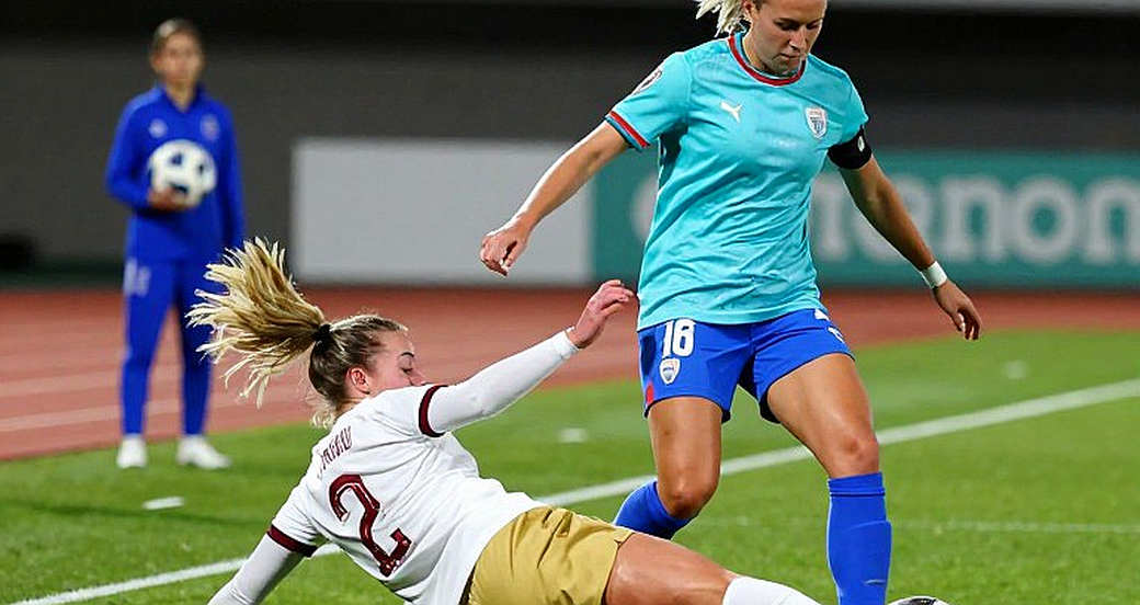 Quang Hải rút lui, Hoàng Đức gánh tuyến giữa: Ai đá cặp ở FIFA ASEAN Cup 2026? Quang Hải rút lui, Hoàng Đức gánh tuyến giữa: Ai đá cặp ở FIFA ASEAN Cup 2026?
