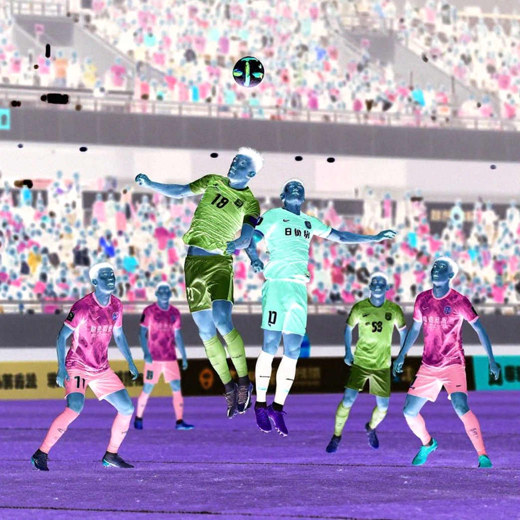 Bộ quần áo mới của hoàng đế: Cuộc chiến Ceferin – Infantino và số phận của World Cup