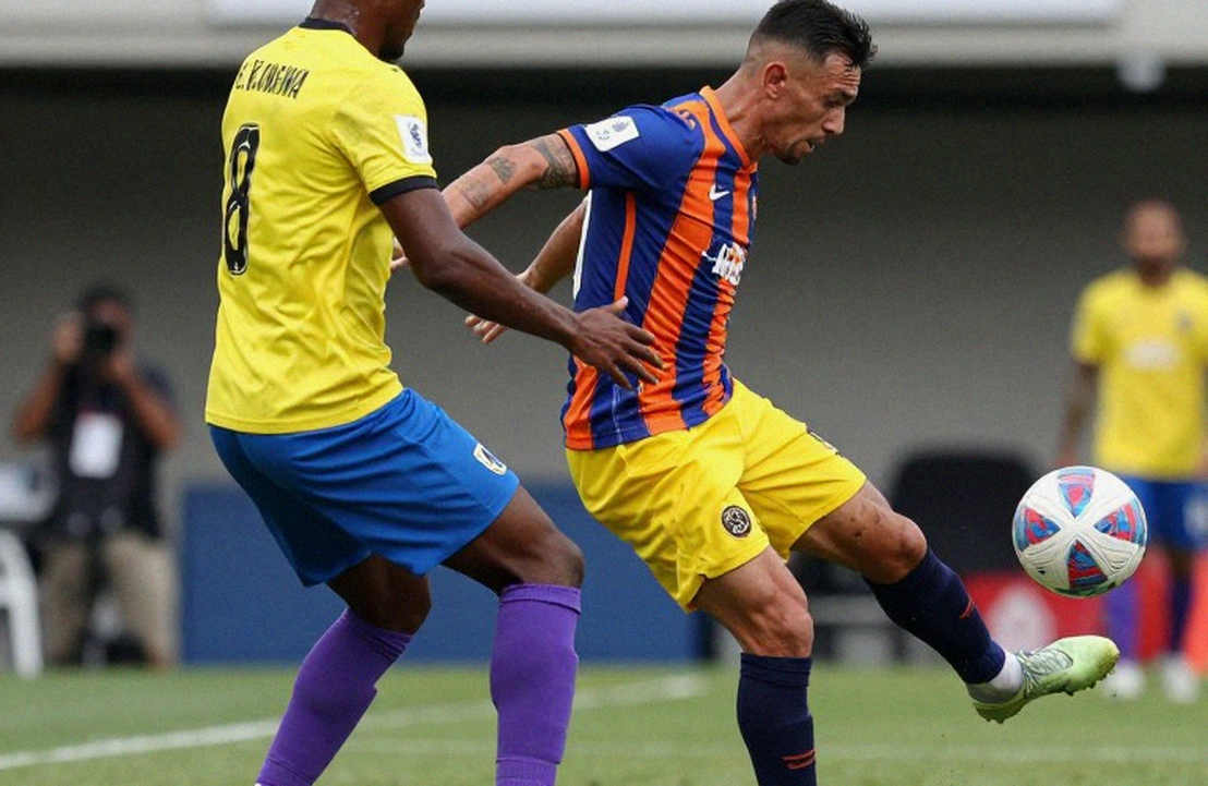 Cơ chế ẩn của V.League: Tiền, lịch thi đấu và VAR định hình bóng đá Việt Nam